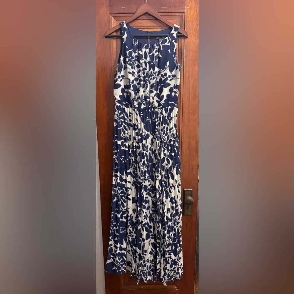 Navy and White Floral Maxi Pleated Skirt Dress - Size 10